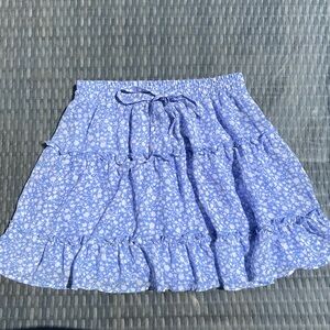 Sienna Sky blue white floral ruffle mini skirt, elastic waist, size large